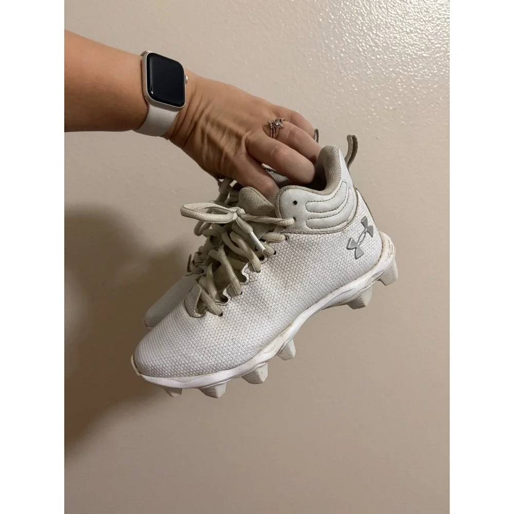 Under Armour Kids Spotlight Franchise Football Cleats White Athletic Shoes  1Y